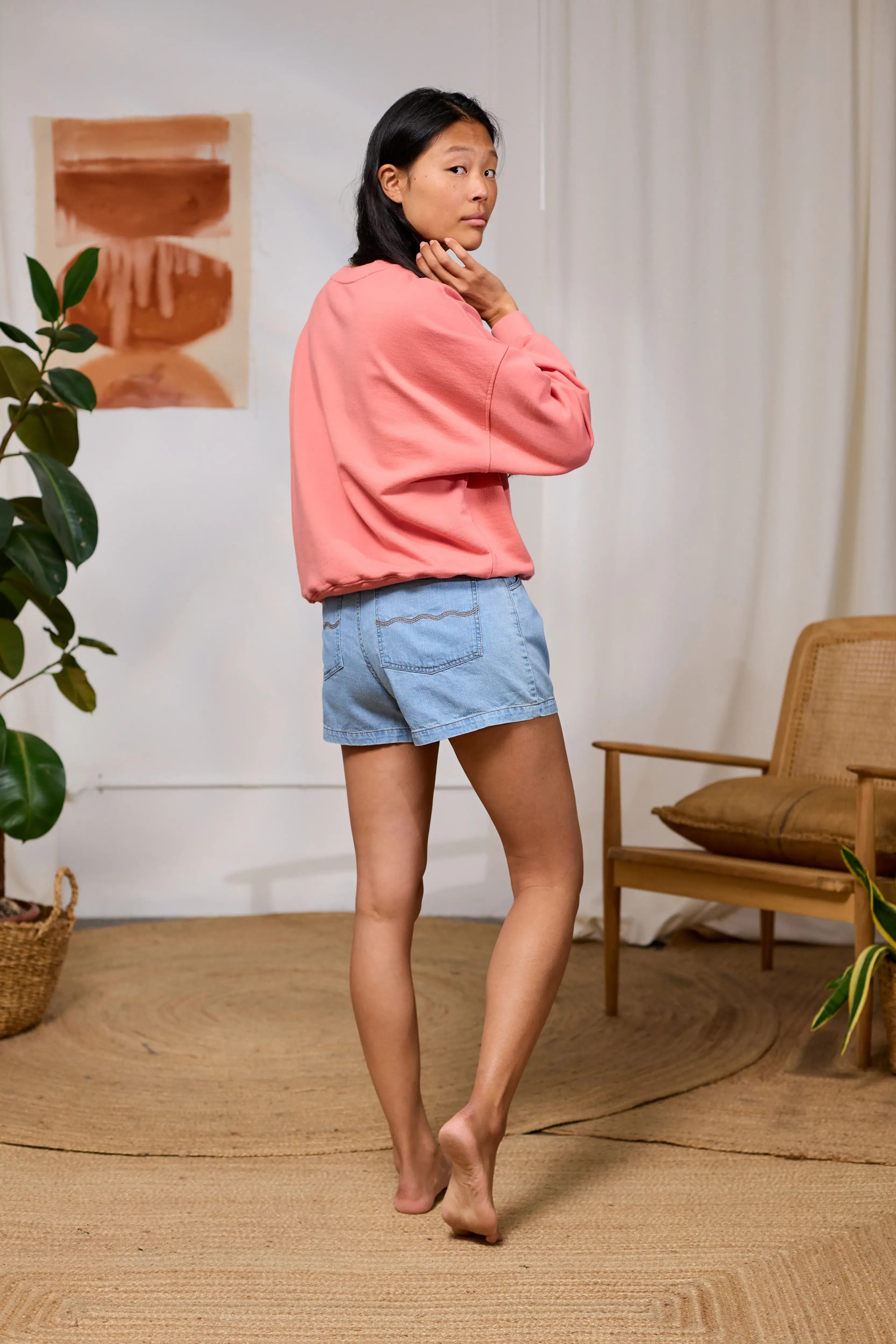 Sweatshirt Niza pink aus Bio-Baumwolle von Twothirds Rückenansicht