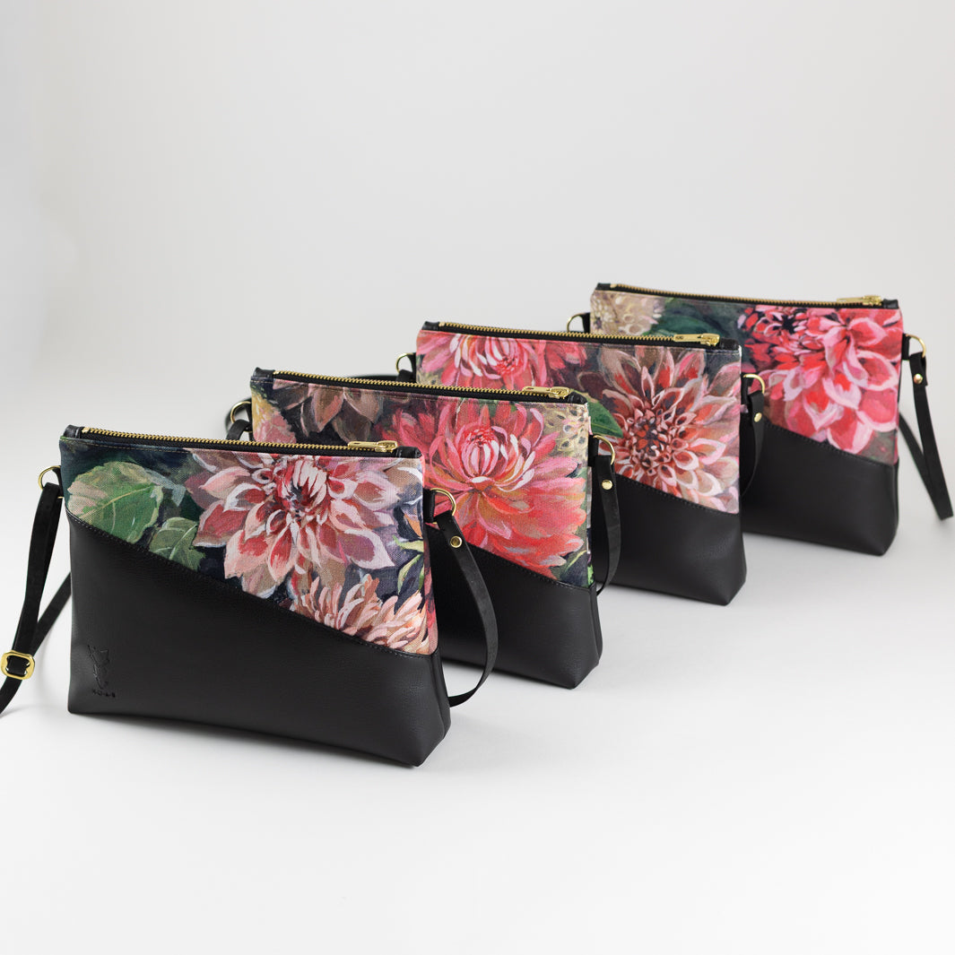 Kleine Handtasche Spring Blossom mit Reißverschlusstasche - vegan und handgefertigt in Berlin | NOAS