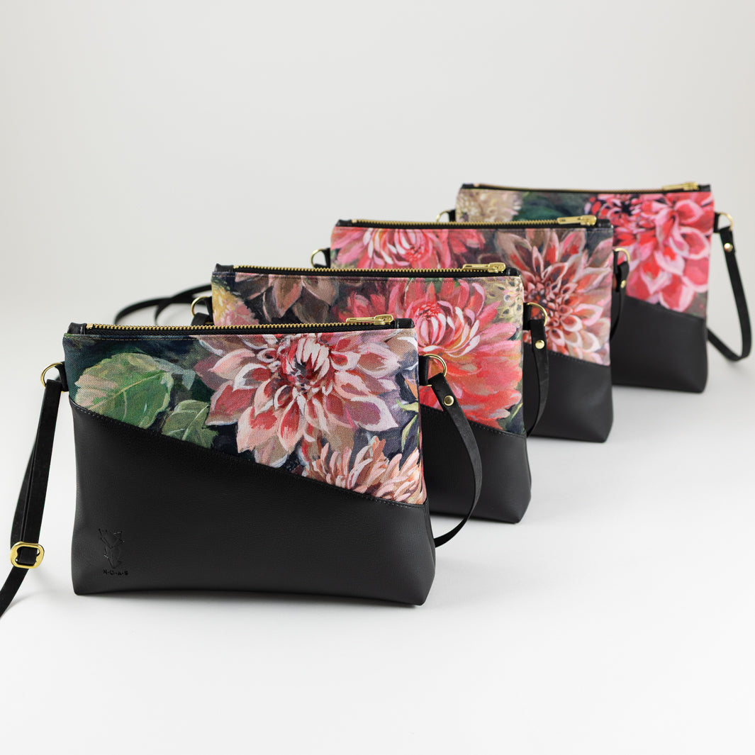 Kleine Handtasche Spring Blossom mit Reißverschlusstasche - vegan und handgefertigt in Berlin | NOAS