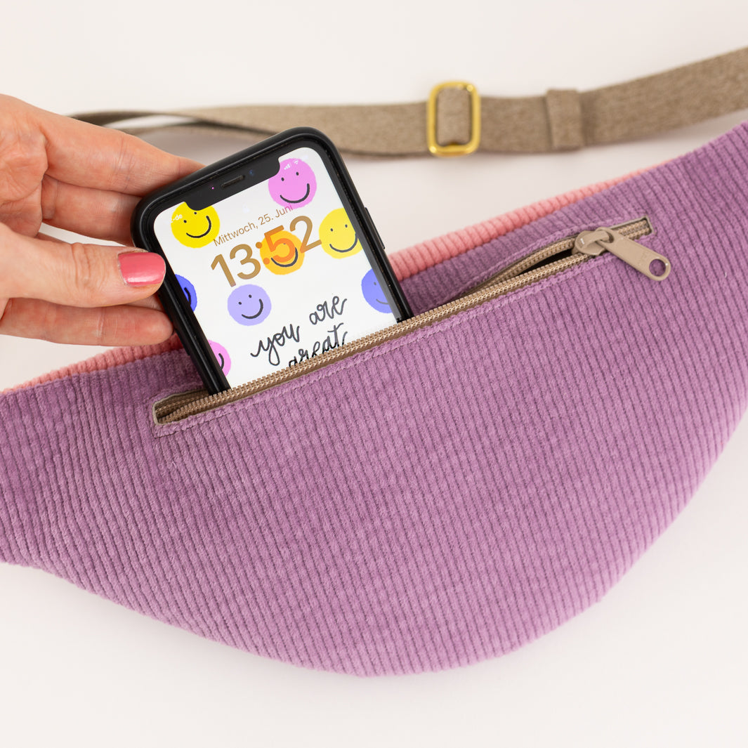 Bauchtasche Cord Bi-Color Lilac & Bubblegum Size L - vegan und handgefertigt in Berlin | NOAS