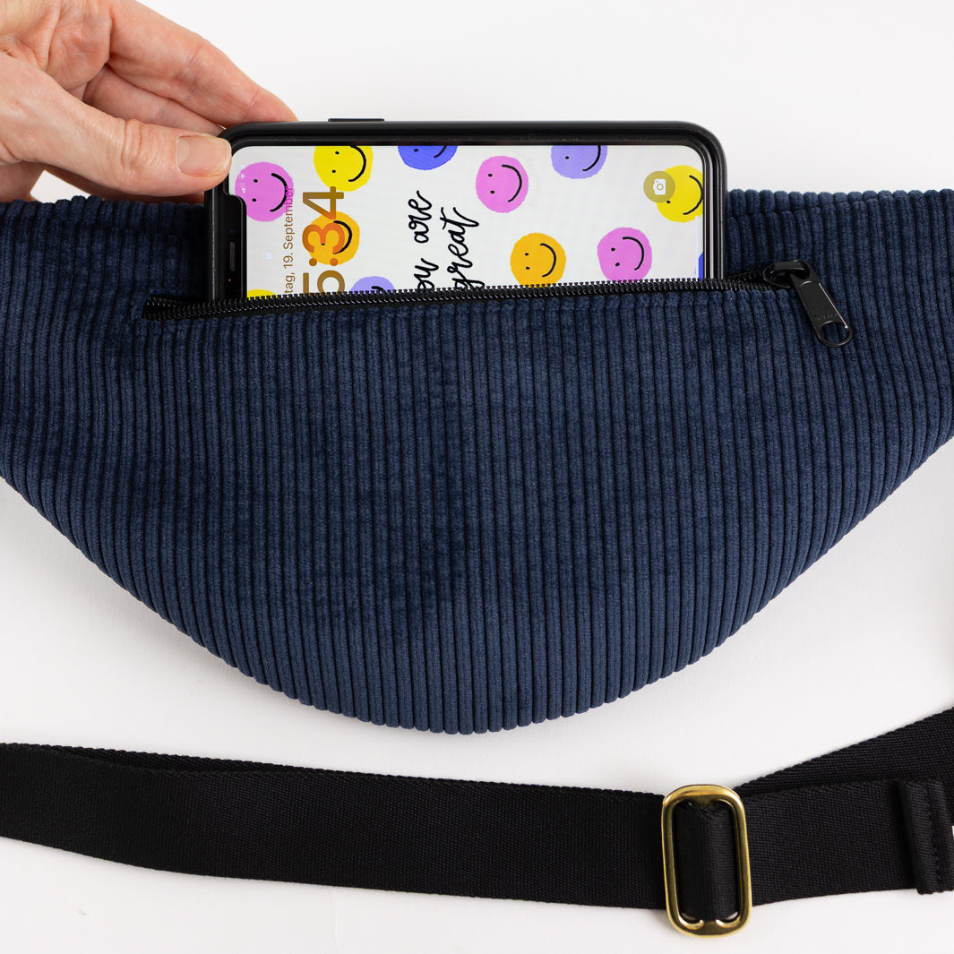 NOAS Bauchtasche Cord Dunkelblau - Size L mit Reißverschlusstasche