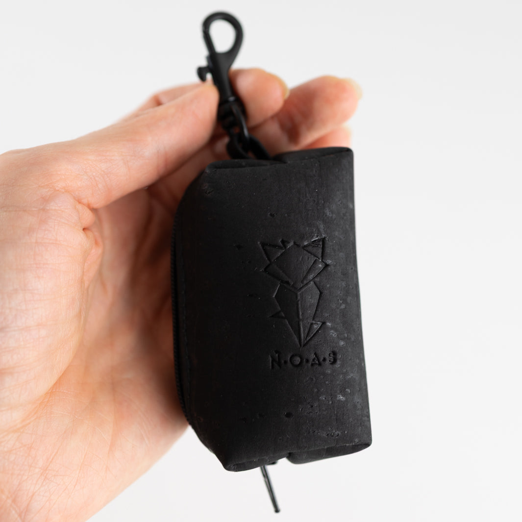 NOAS Mini-Tasche für Hundekotbeutel – Kork Schwarz All Black