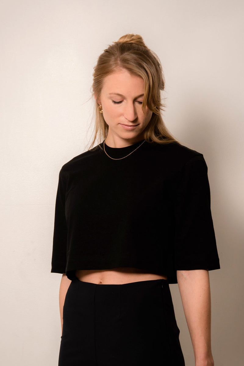 Crop-Top ELISA aus Bio-Baumwolle - Schwarz