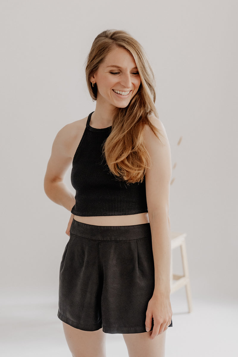 Shorts LIA aus TENCEL™ schwarz