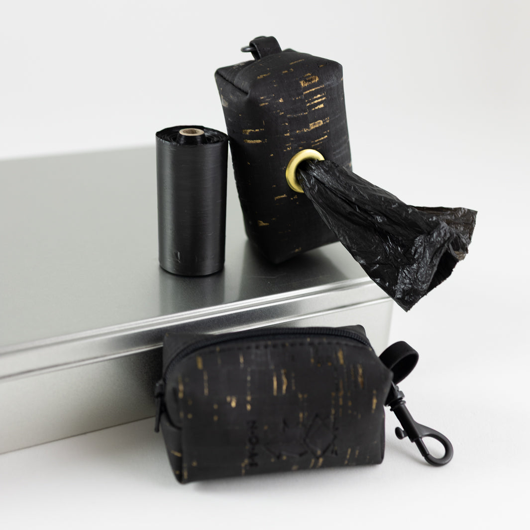 NOAS Mini-Tasche für Hundekotbeutel – Kork Schwarz Gold