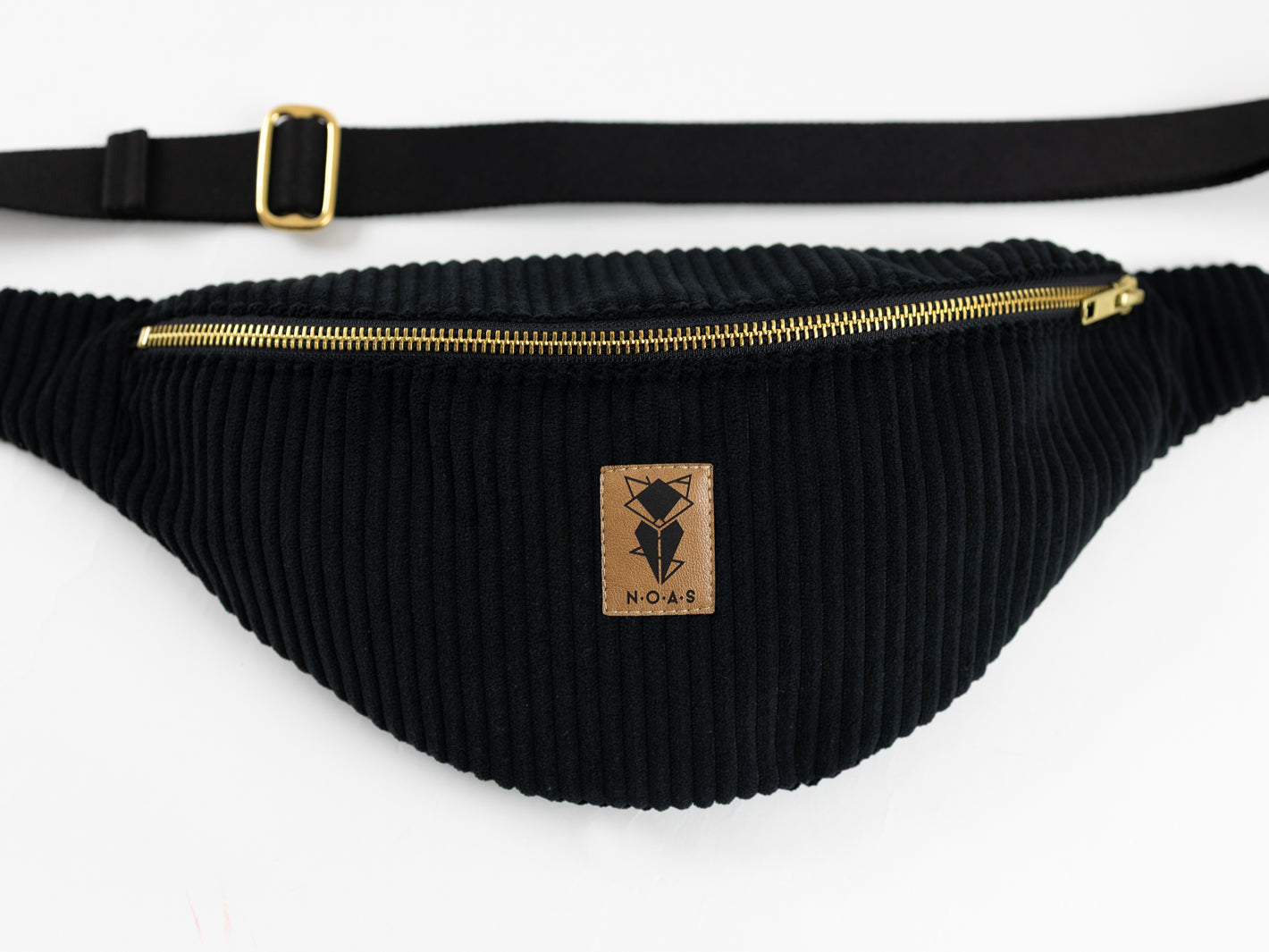 Bauchtasche CORD Schwarz Size L - vegan und handgefertigt in Berlin | NOAS