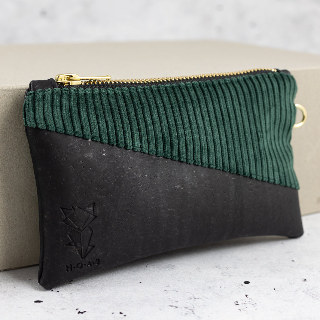 Bauchtasche CORD Waldgrün Size L - vegan und handgefertigt in Berlin | NOAS Berlin