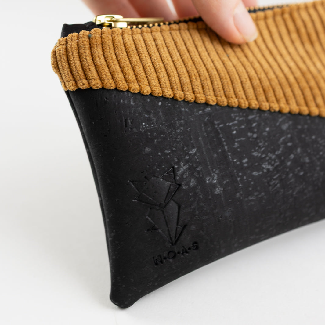 Mini-Geldbörse mit Kartenfächern Kork Schwarz CORD Honiggelb - vegan und handgefertigt in Berlin | NOAS