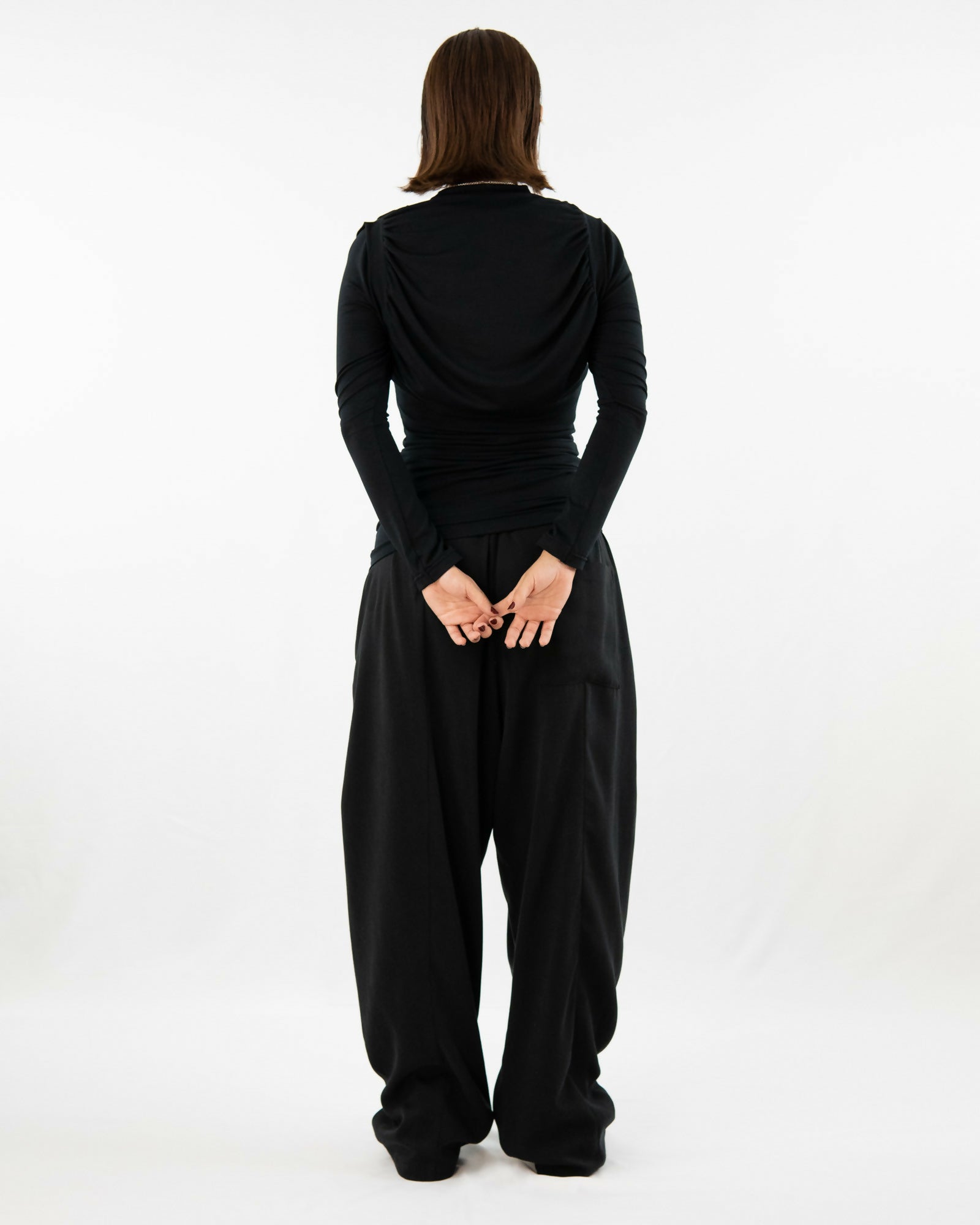 OF2_Shrugg Shirt Black + Hose AdoHAR--6